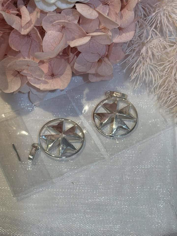 Silver Maltese Cross Pendant in Circle – Handmade Maltese Heritage Jewelry