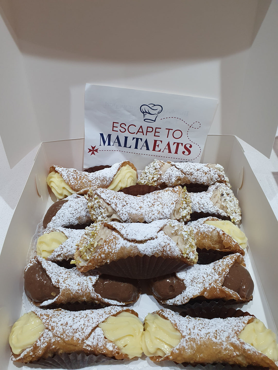 Mixed Kannoli Chocolate Vanilla &amp; Ricotta – Traditional Maltese Sweet Pastry
